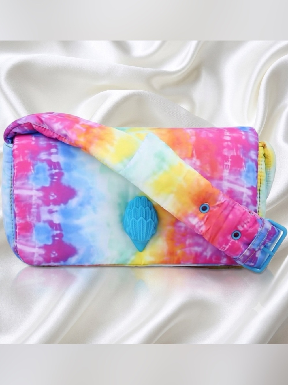NWOT Kurt Geiger Glasto Small Crossbody Bag